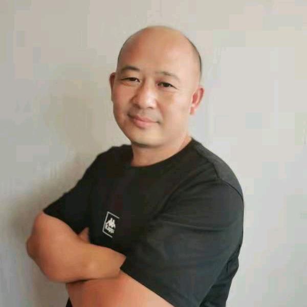 罗鸣