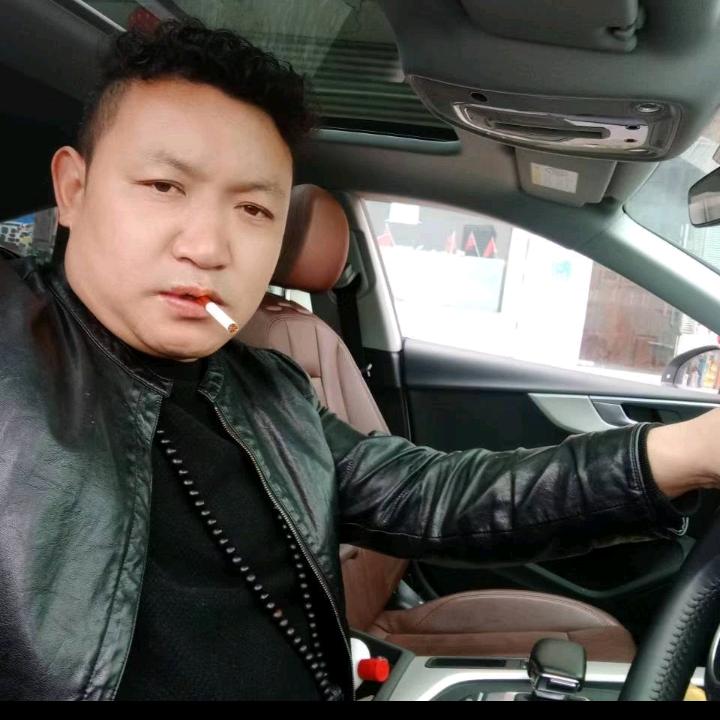 成都江哥汽车销售