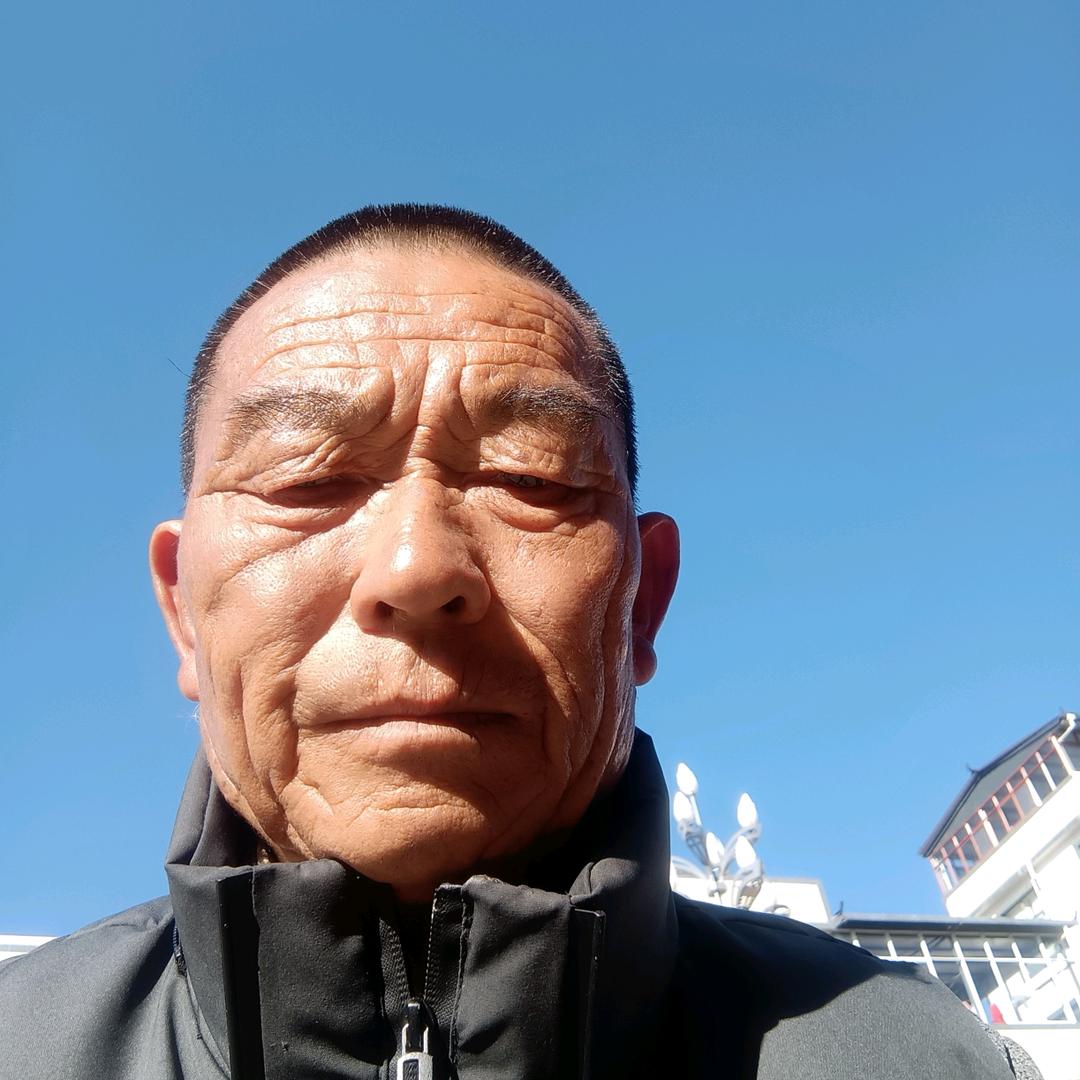 用户65695252