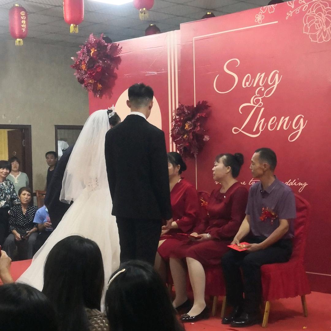 喜临门婚庆01