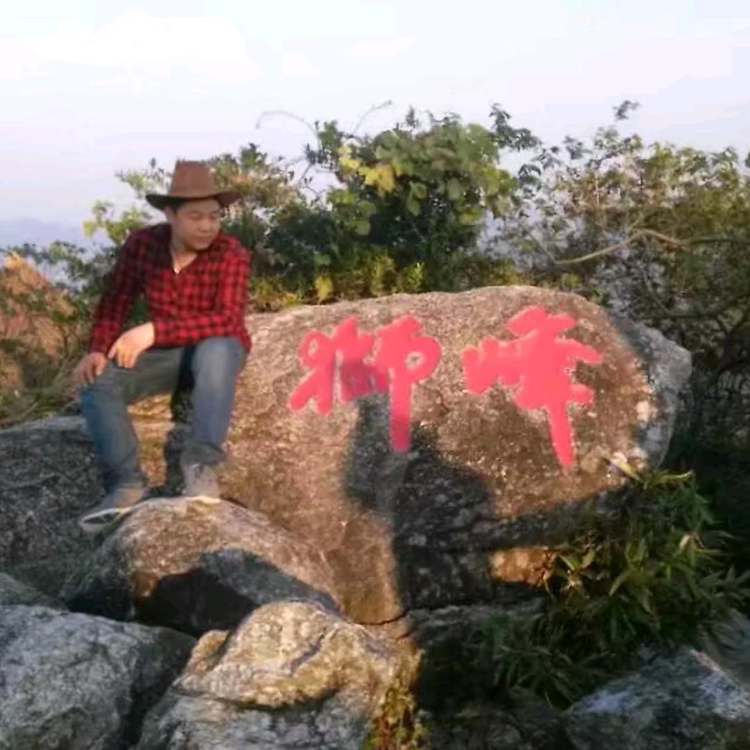 不发脾气只发财。♚胖哥