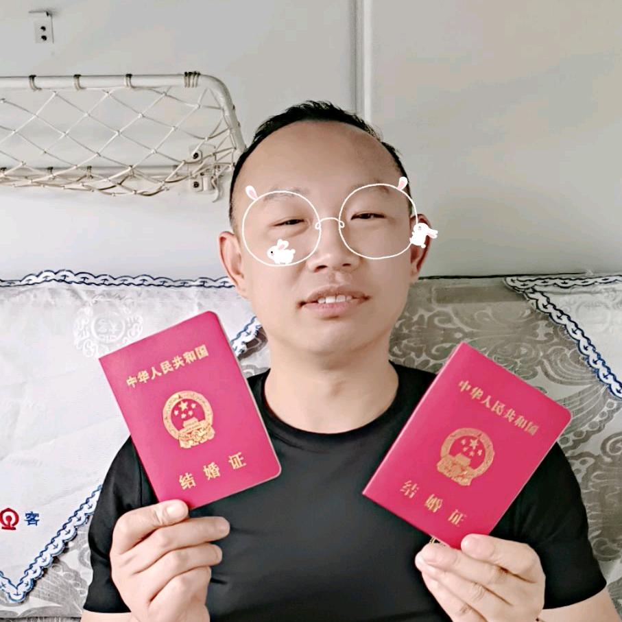 小﹌黑