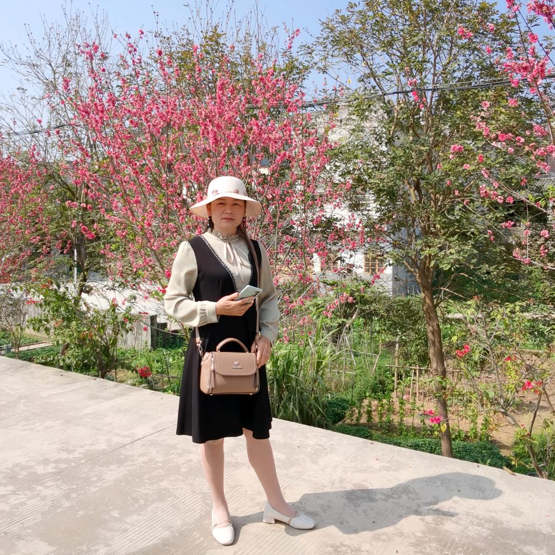 梁丽娟（小政熙外婆）