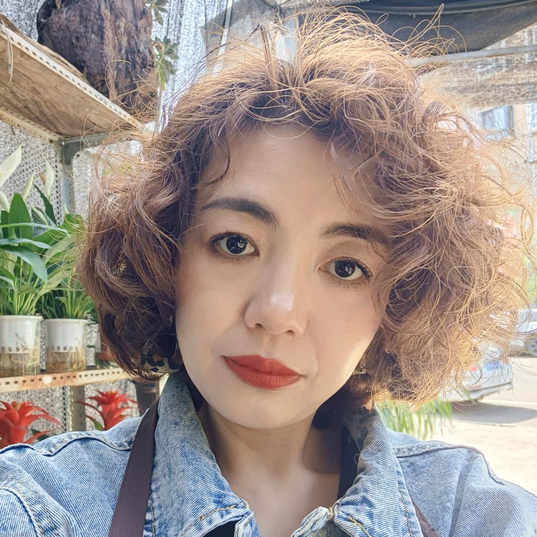 安居鲜花店果儿
