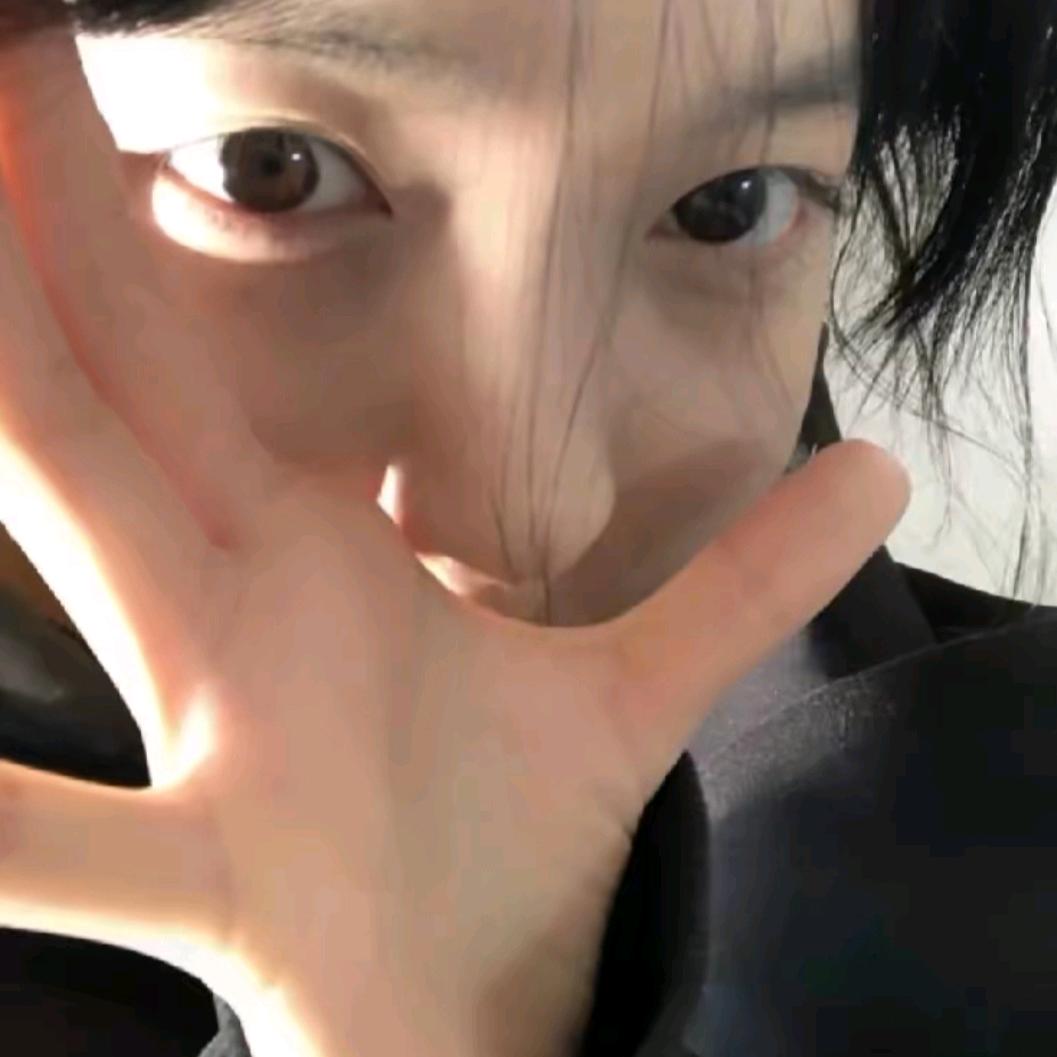 吃个汉堡包🍔^