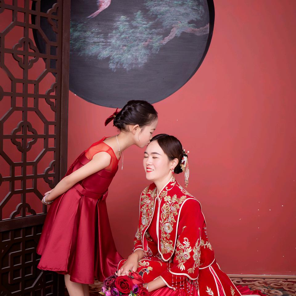 陌路相逢何必曾相识