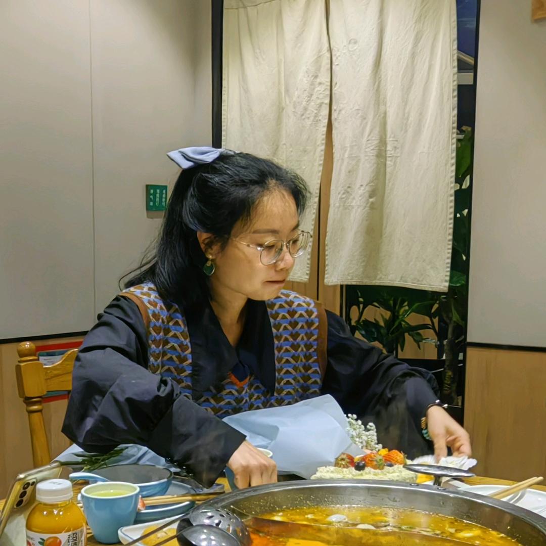 晶莹的萤火虫yy