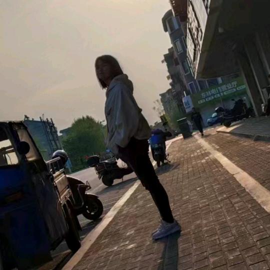 yi南颦