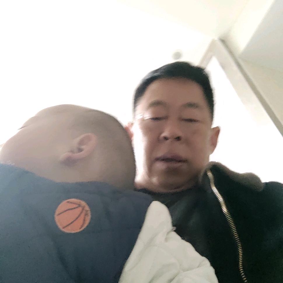 李奉强