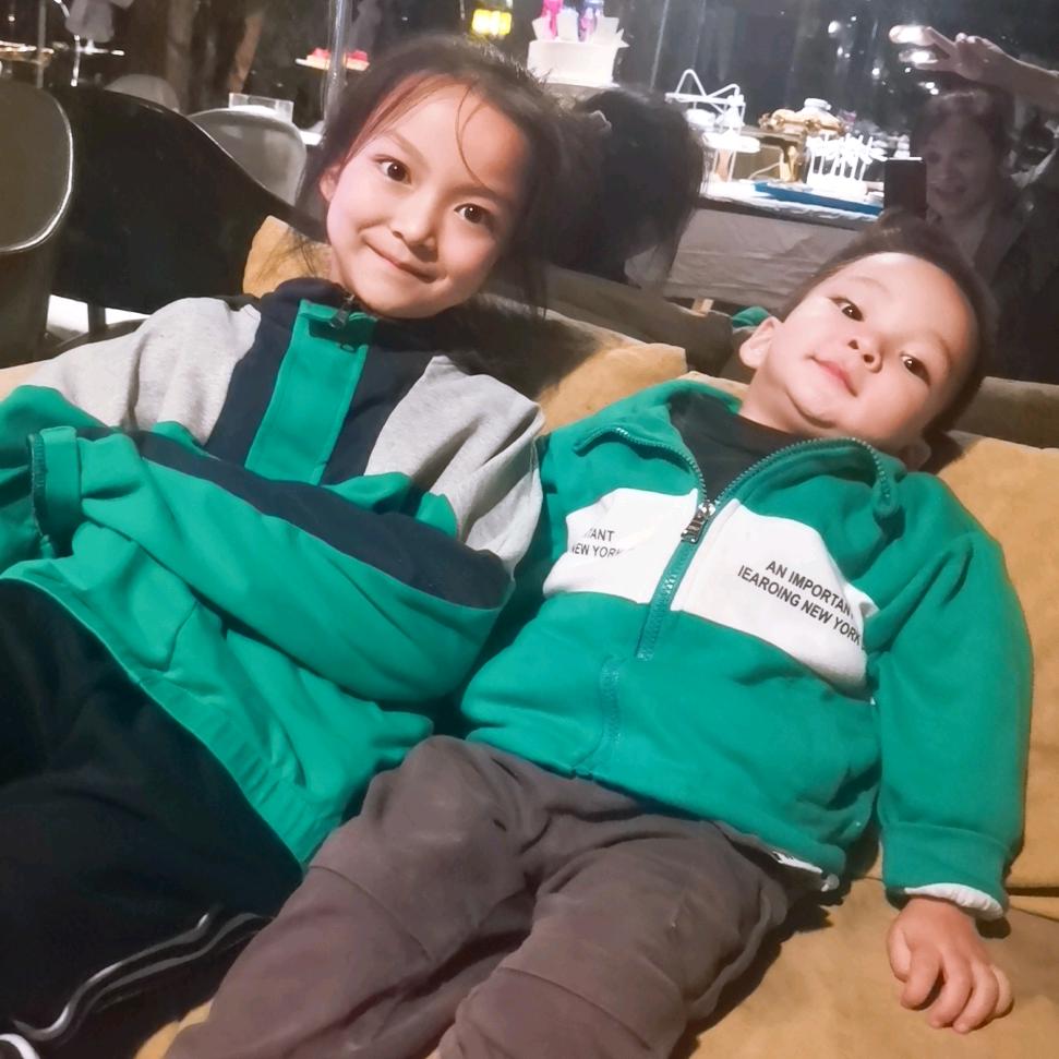 鲁璇与安锦的妈咪👨‍👩‍👧‍👦