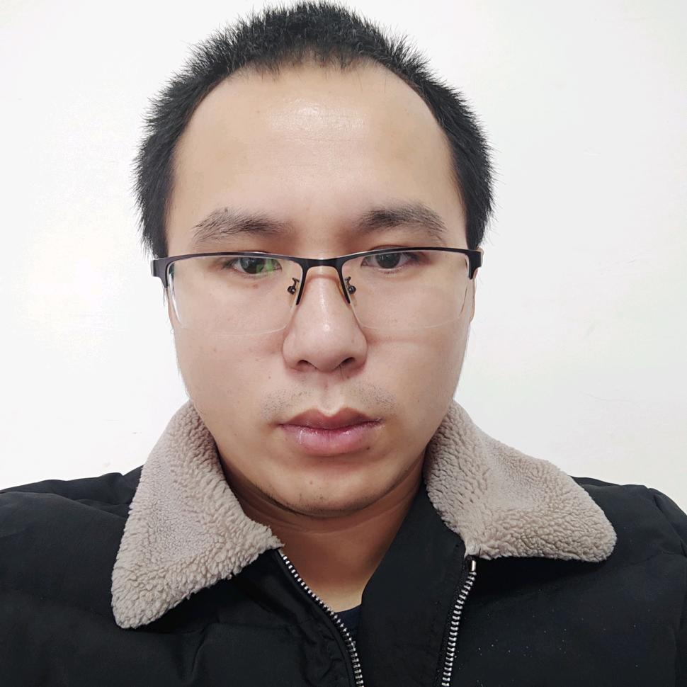 铜梁鸿瑞车灯