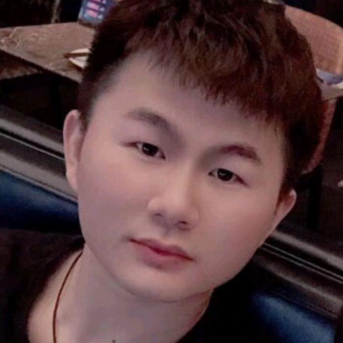 张晨柏