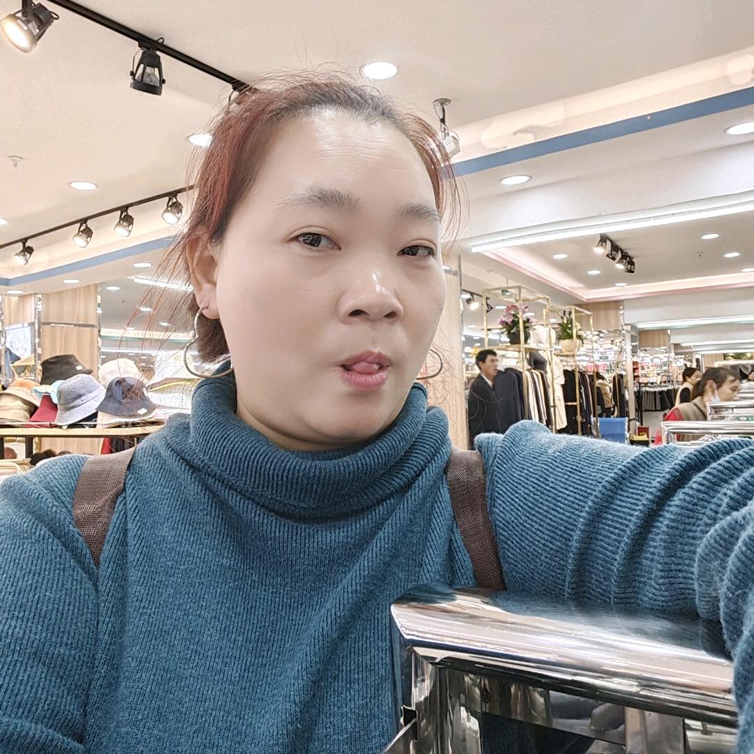 单身人心都碎了😭😭😭心疼自己