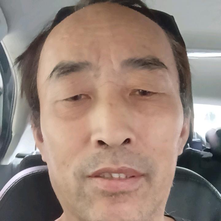 杨麒