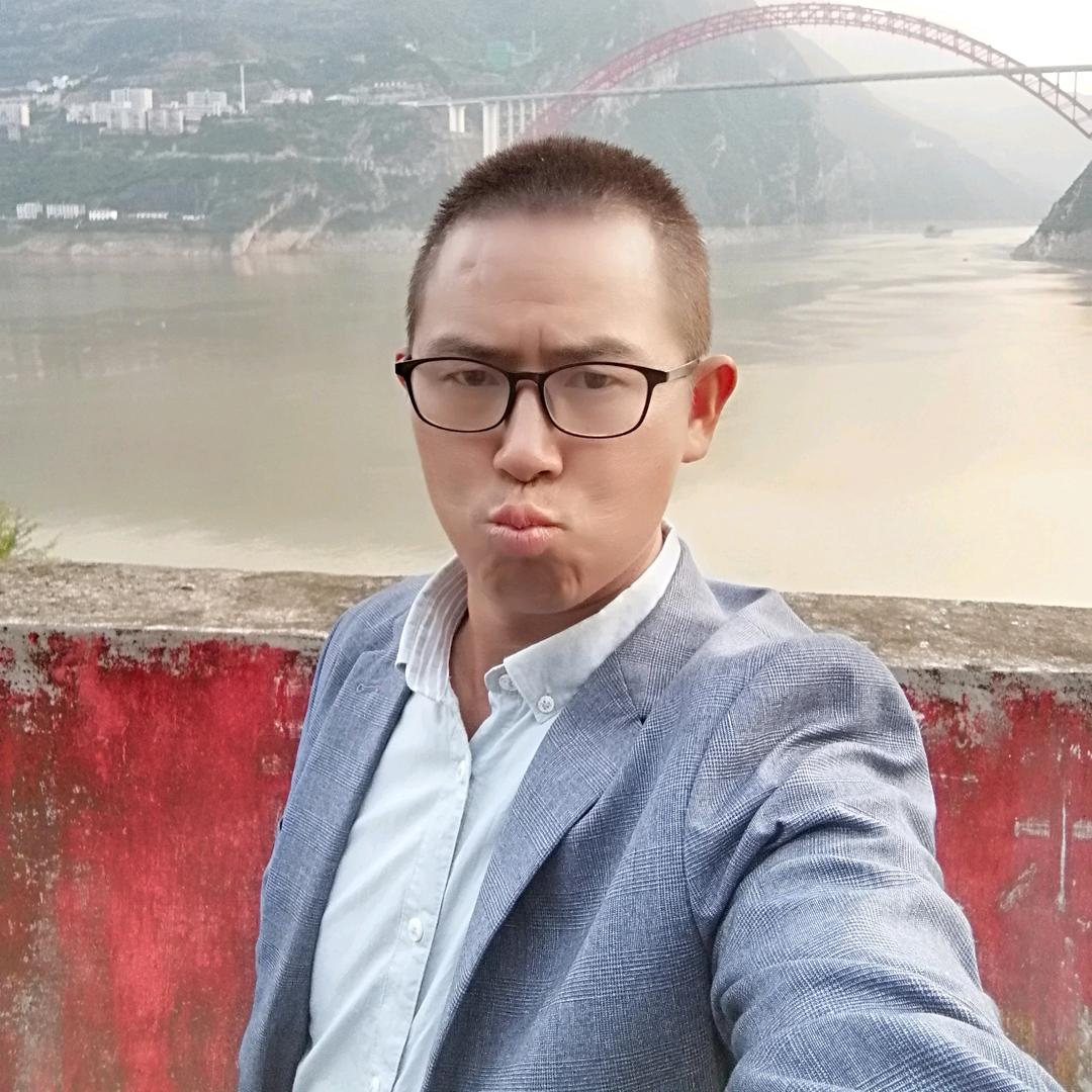 小马哥不姓马
