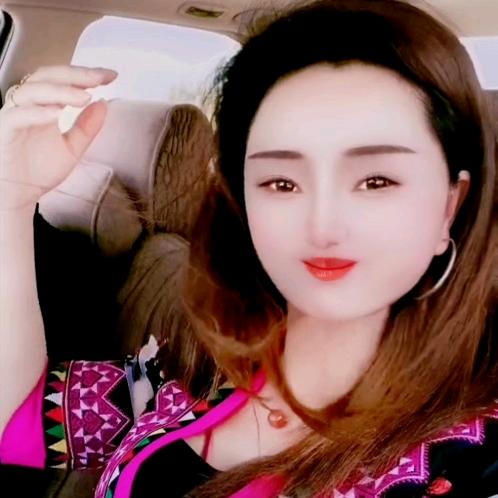 文山苗族姑娘