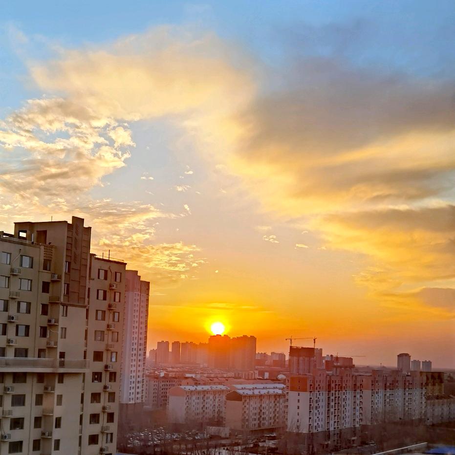 落日与晚风✨