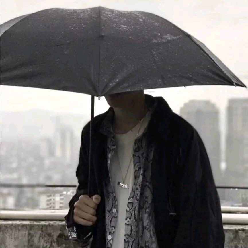 紸綃