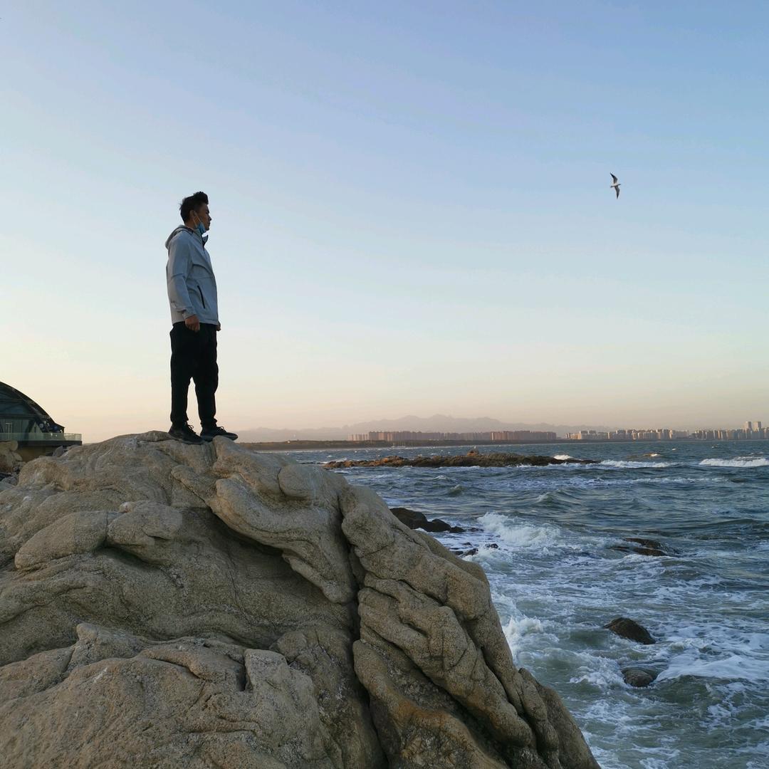 沧海一声笑(ಡωಡ)