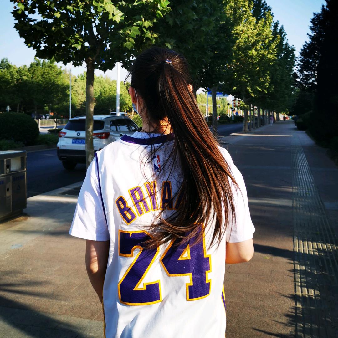 篮科右手不会投篮🏀