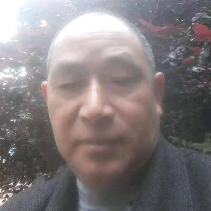 曾柳青<7O，庆字辈75派头像