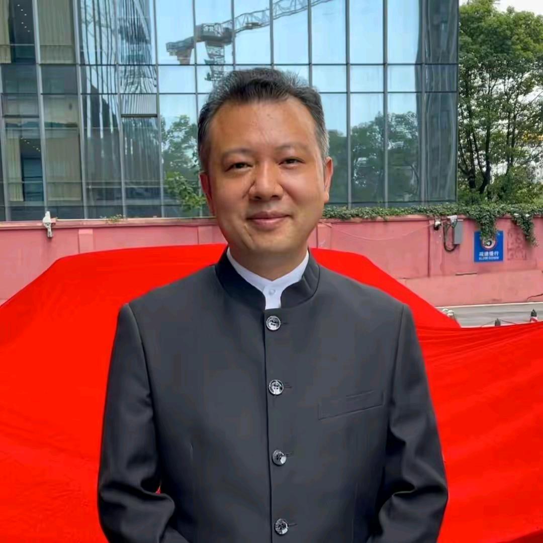 长沙雷哥 （主业金拇指租车·湘醇啤酒）