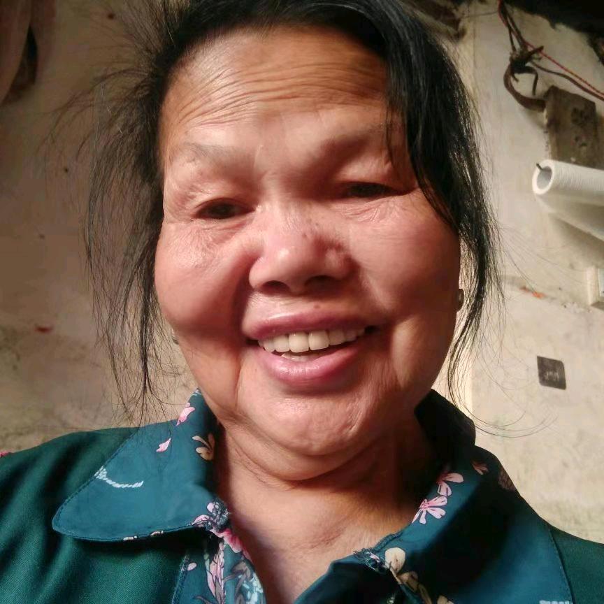 @莉姐.