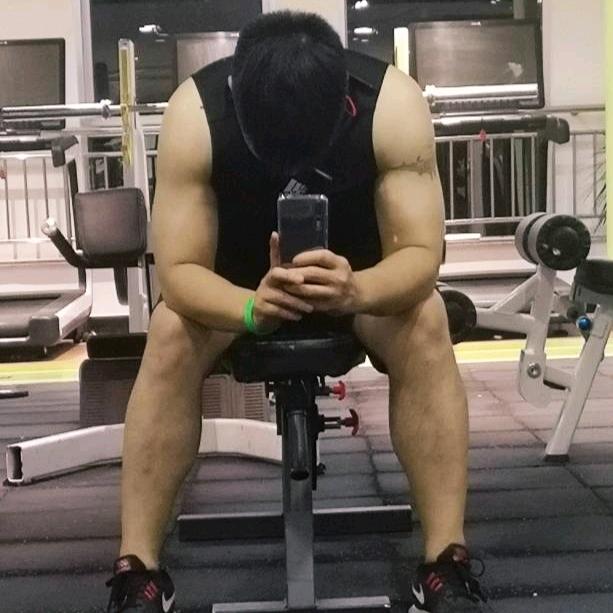 孙铁柱(经营假发，收长发)