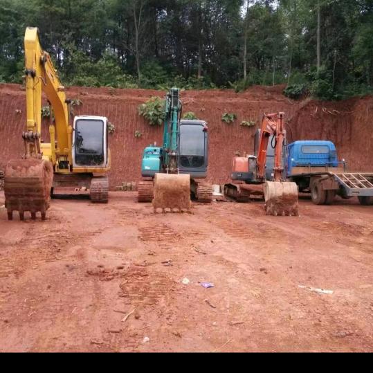 湘伢子挖机租赁