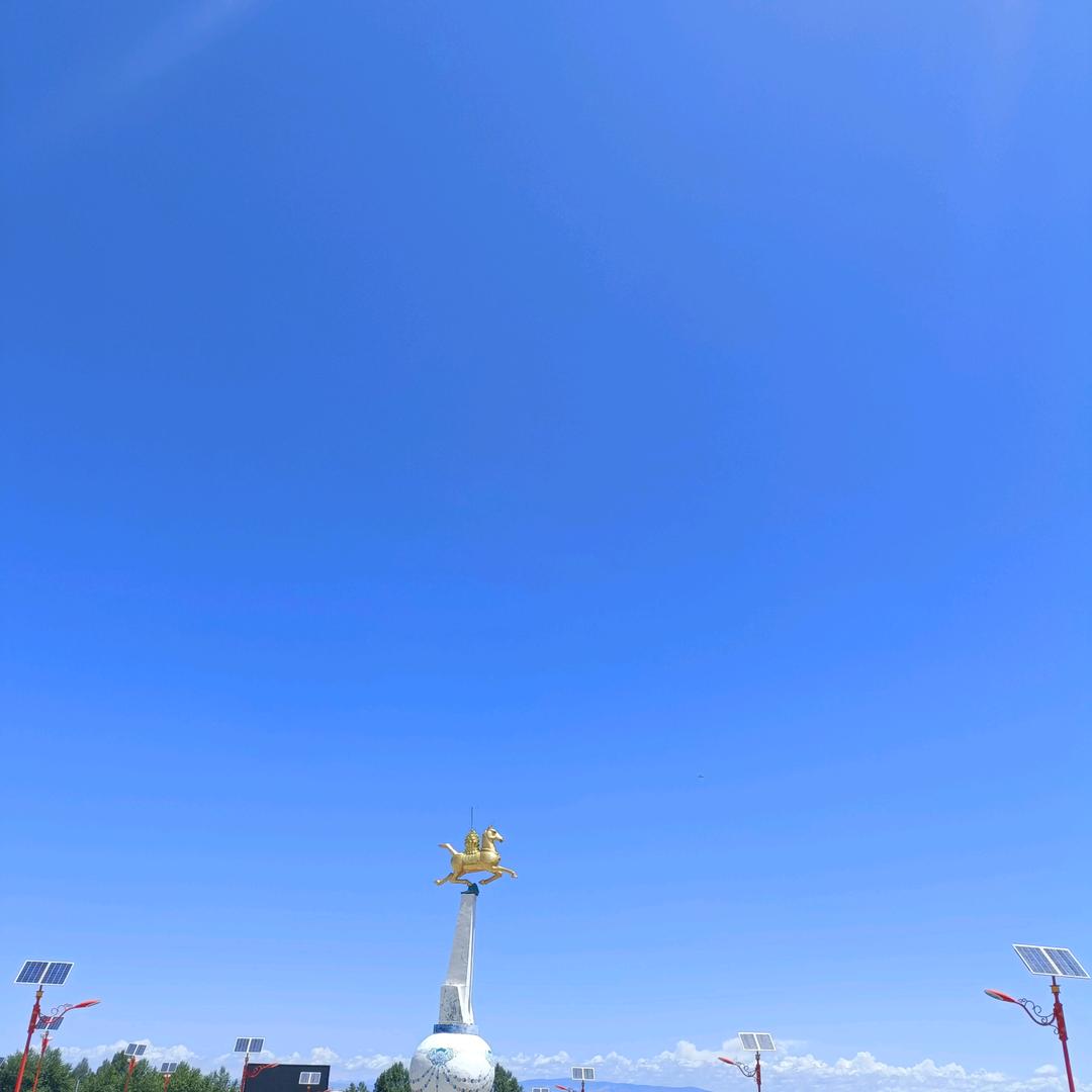 小甜甜爱吃兔兔