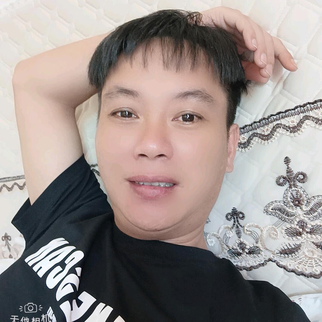 情歌小辉