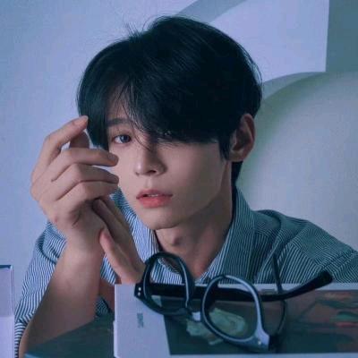 🌈晨晨晨晨晨啊