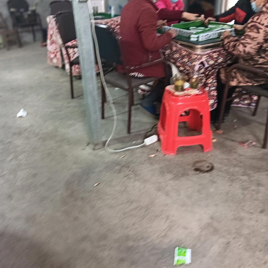 良良麻将馆