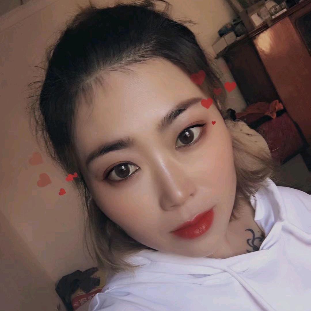 羞涩的老太太