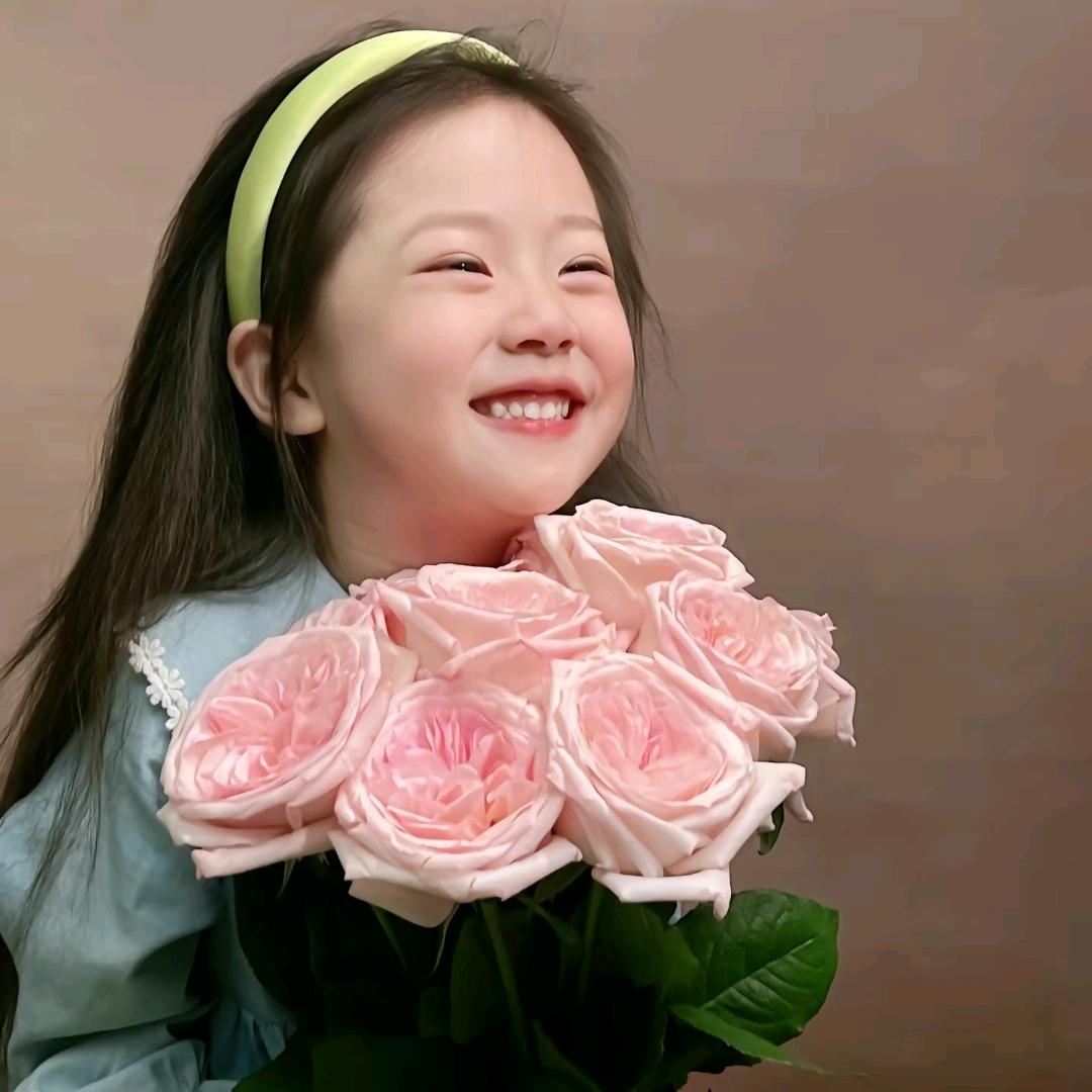 一颗草莓🍓（求关注版）