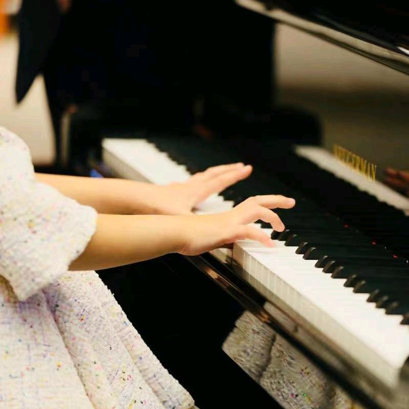 咸阳张熙老师钢琴课堂