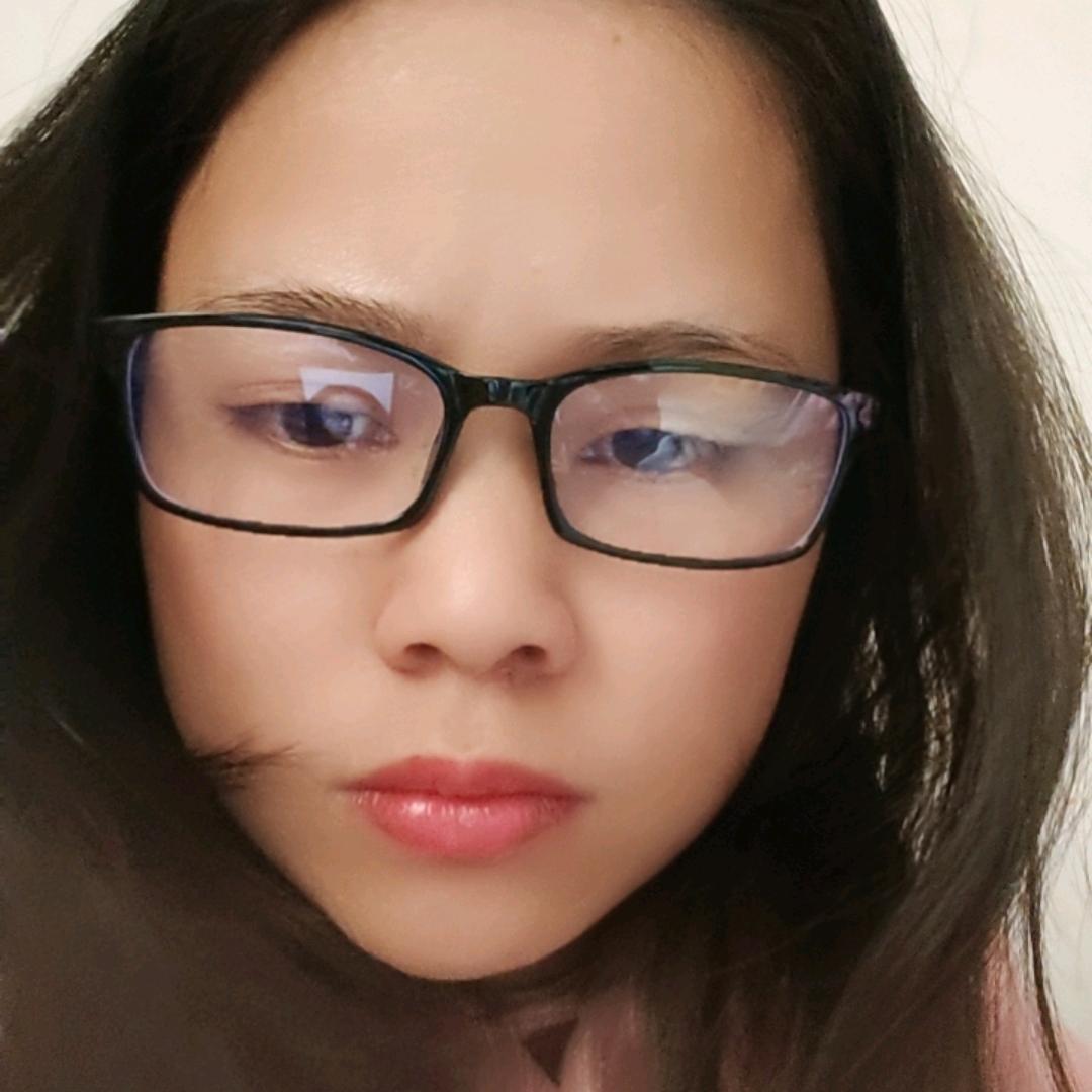 萍萍，90后的（单亲妈妈）