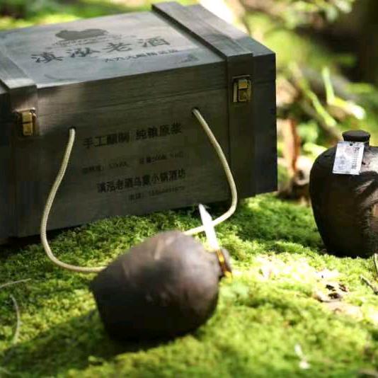 云南不打头的小锅酒