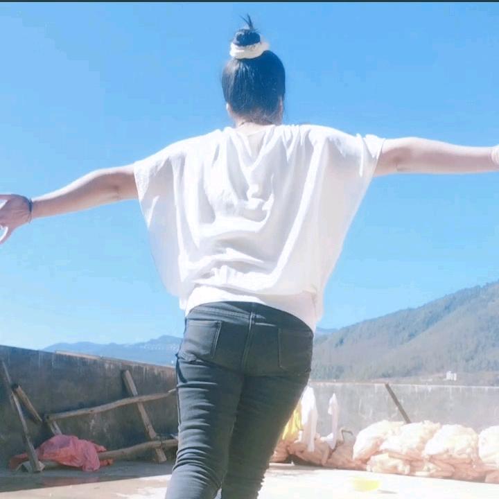 包兴梅