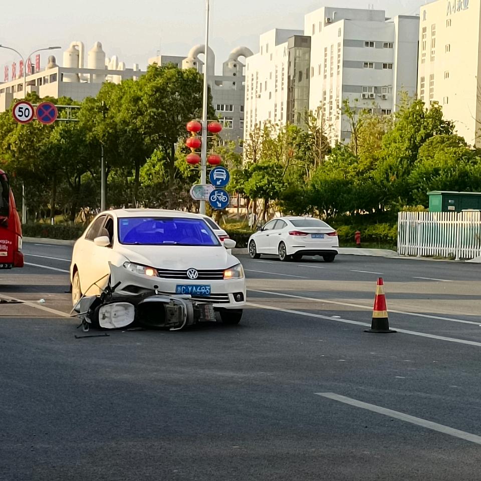 🌹🌹笑傲江湖🌹🌹