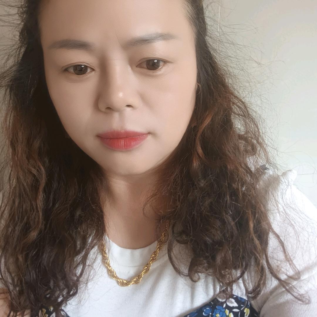 依依