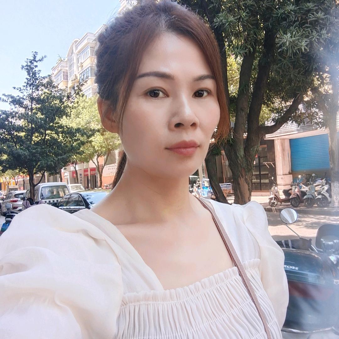 曳一菲（拒绝连赞）