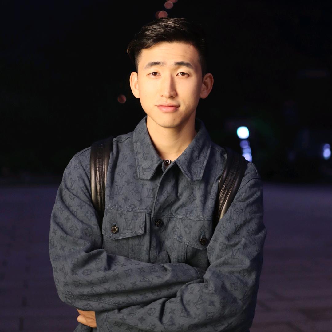 张源同學