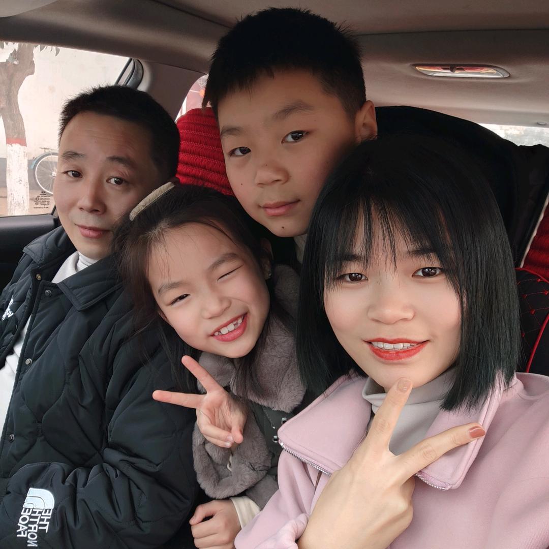 舜都市场一区尚品男装