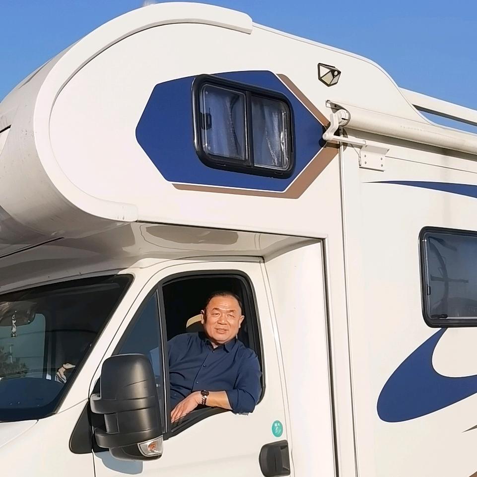 车旅四方 尹建夫