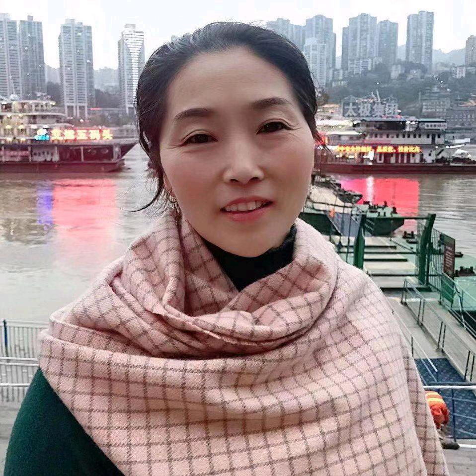 张姐.
