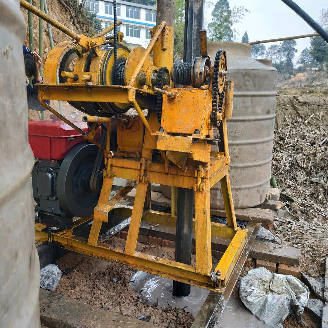 专业钻水井     小卢