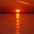 海上日出一片红