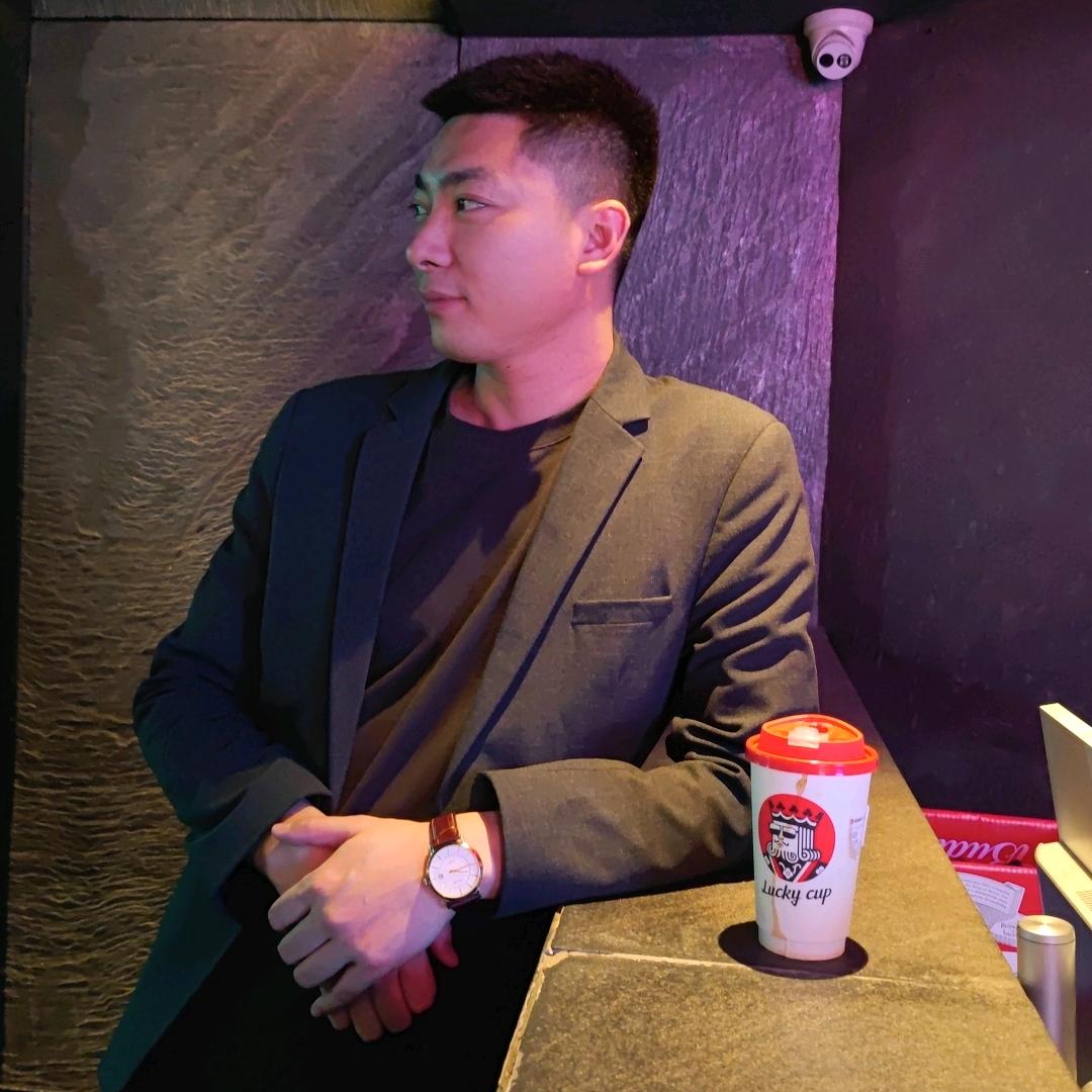 南阳美克斯酒吧营销副总