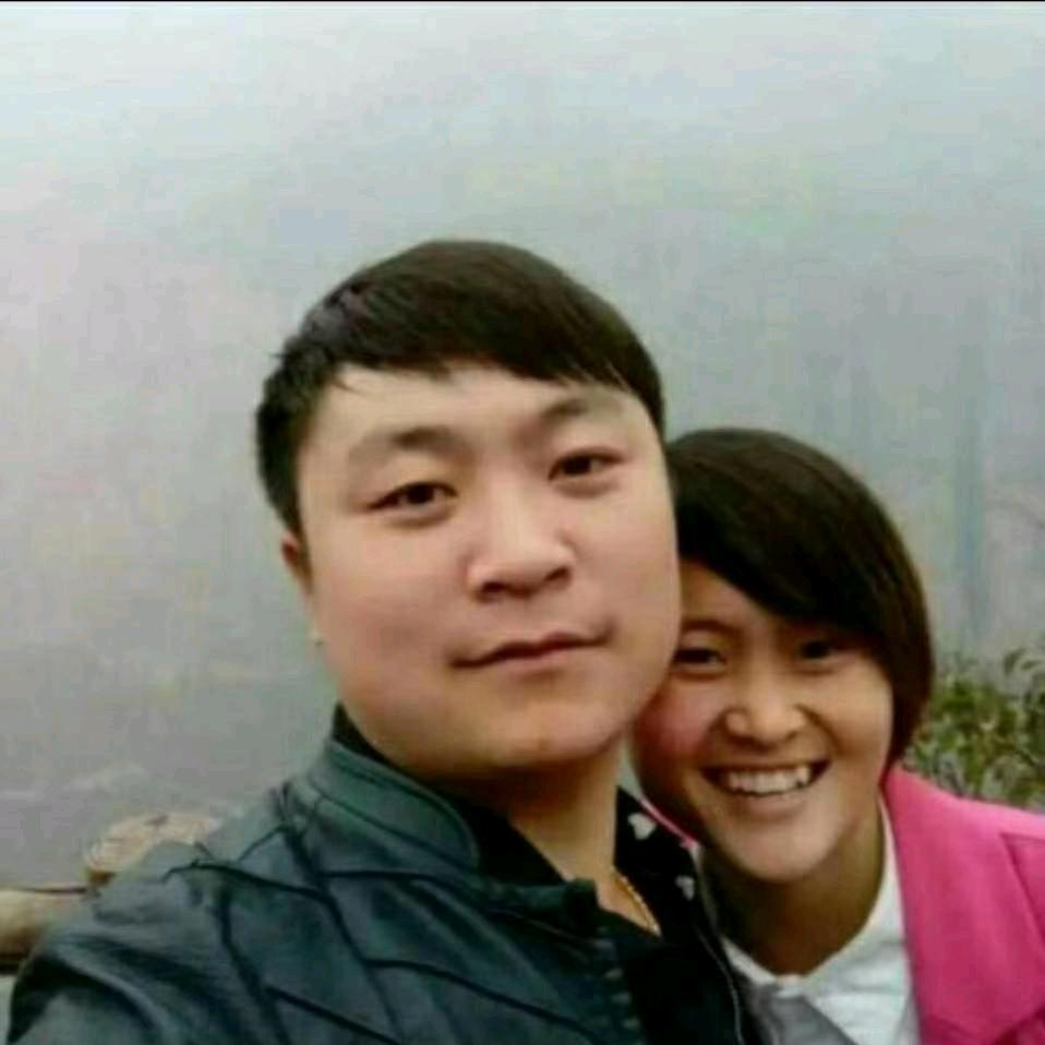 妈妈👩🏻和爸爸👨🏻